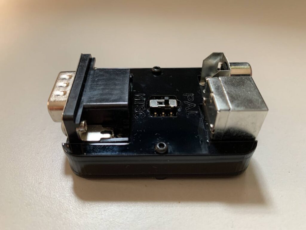 VGA->Composite/S-Video adapter